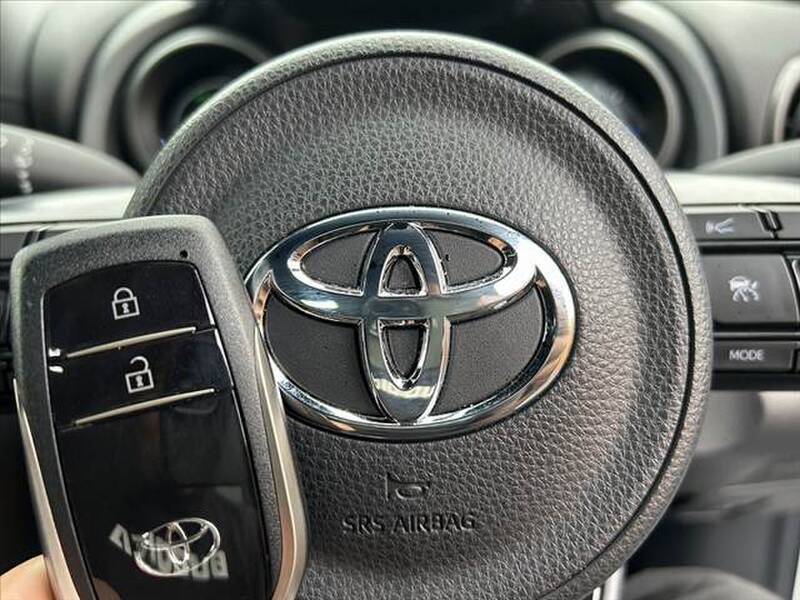YARIS CROSS