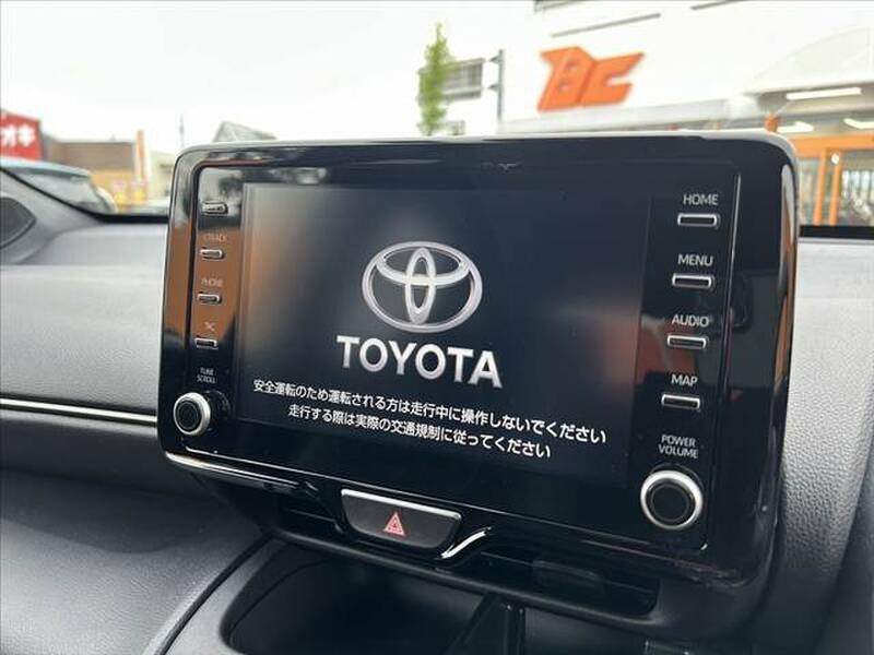 YARIS CROSS