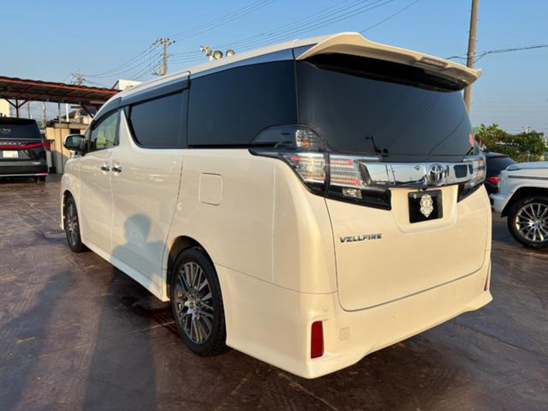 VELLFIRE