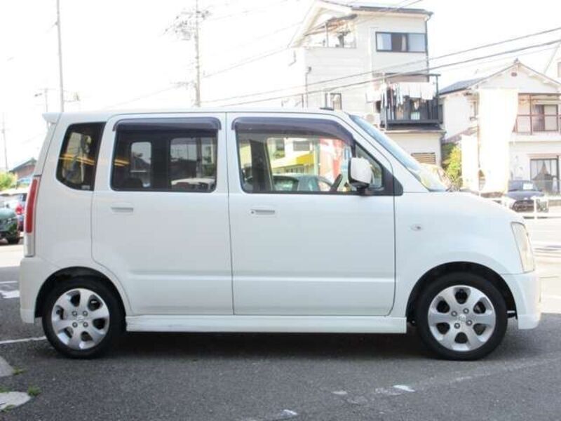 WAGON R