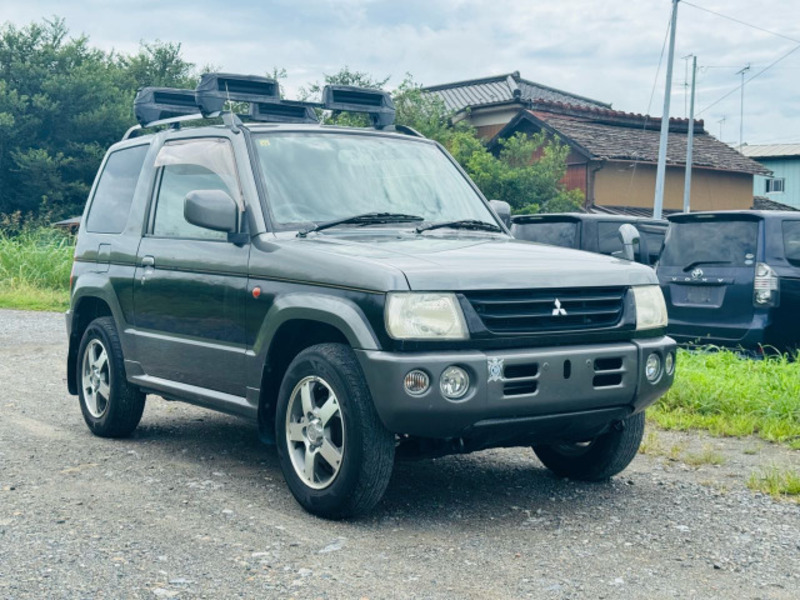 MITSUBISHI PAJERO MINI