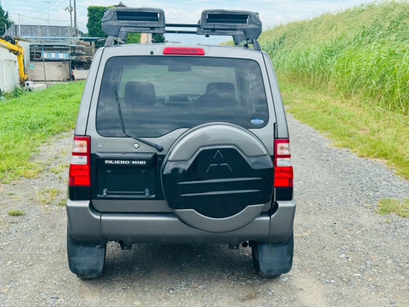 PAJERO MINI