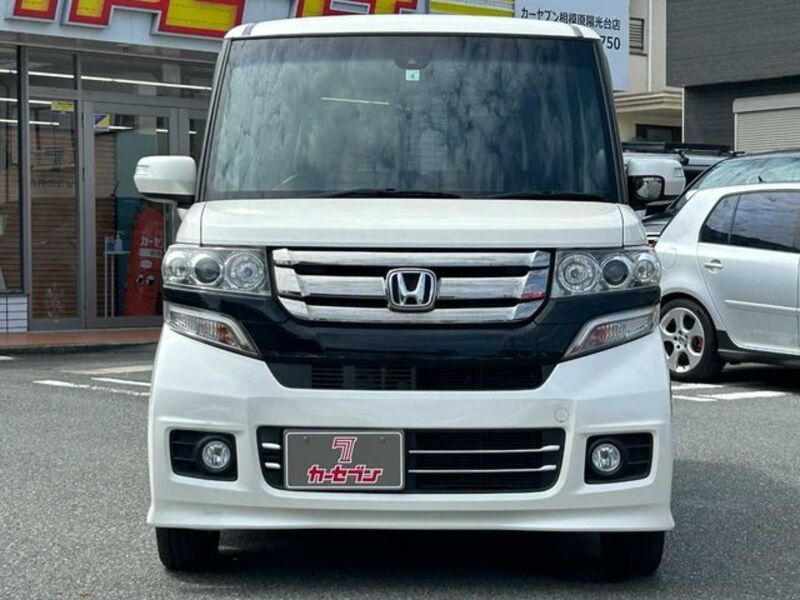 N BOX CUSTOM