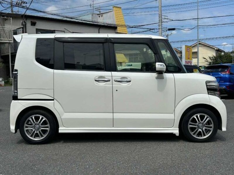 N BOX CUSTOM