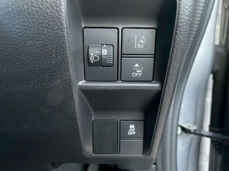 N-VAN