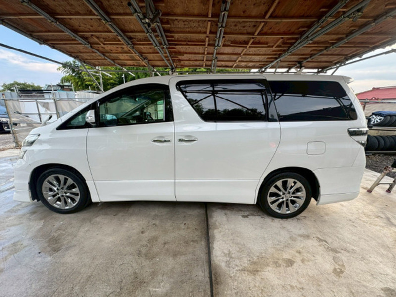 VELLFIRE
