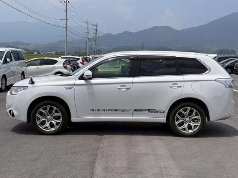 OUTLANDER PHEV