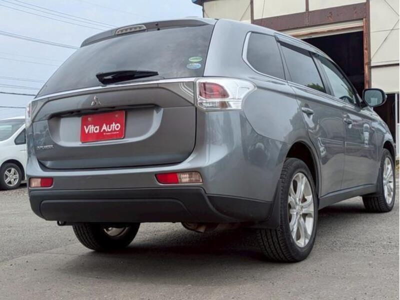 OUTLANDER