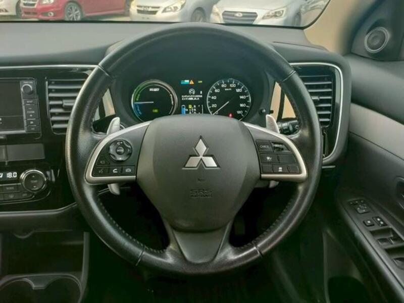 OUTLANDER PHEV