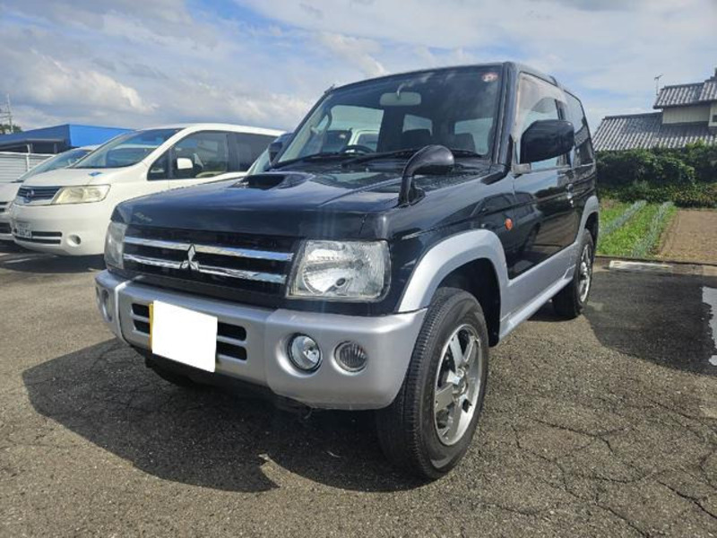 MITSUBISHI PAJERO MINI