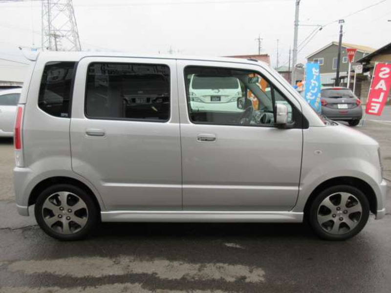 WAGON R
