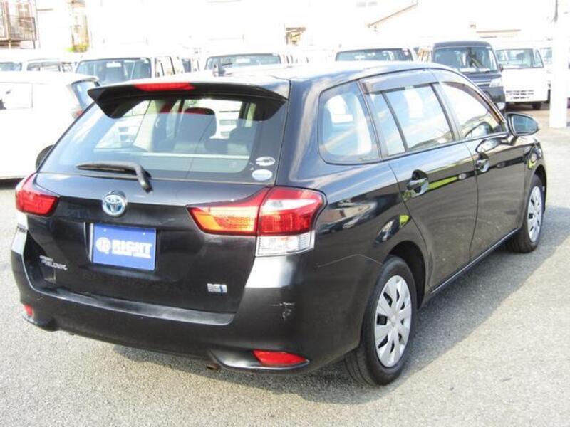 COROLLA FIELDER