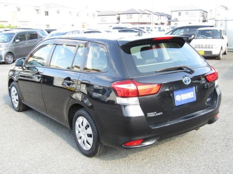 COROLLA FIELDER