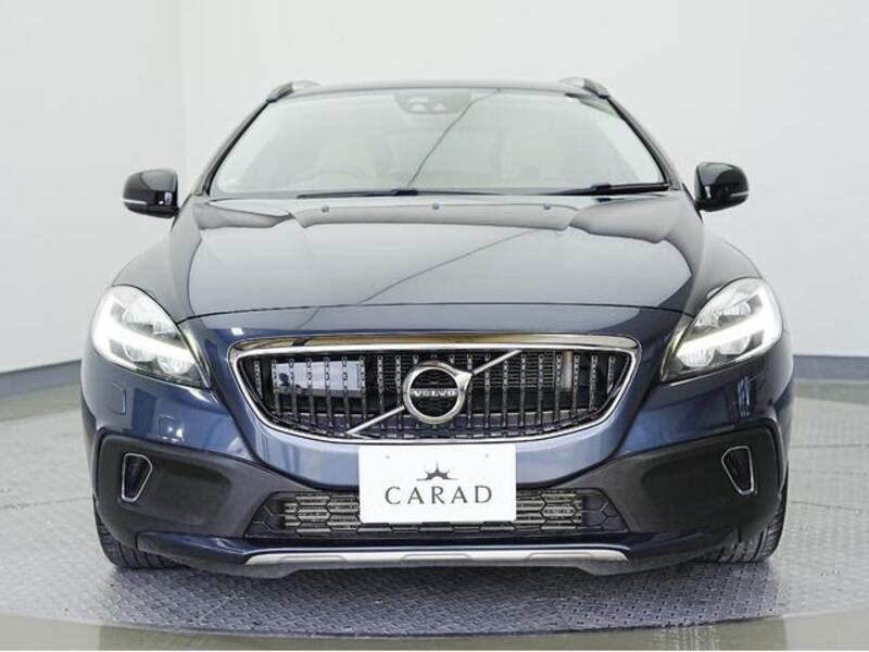 V40