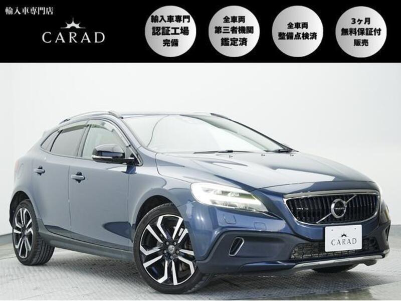 VOLVO V40