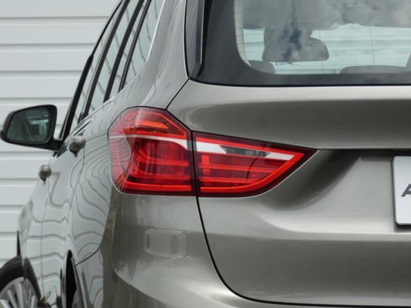 2 SERIES