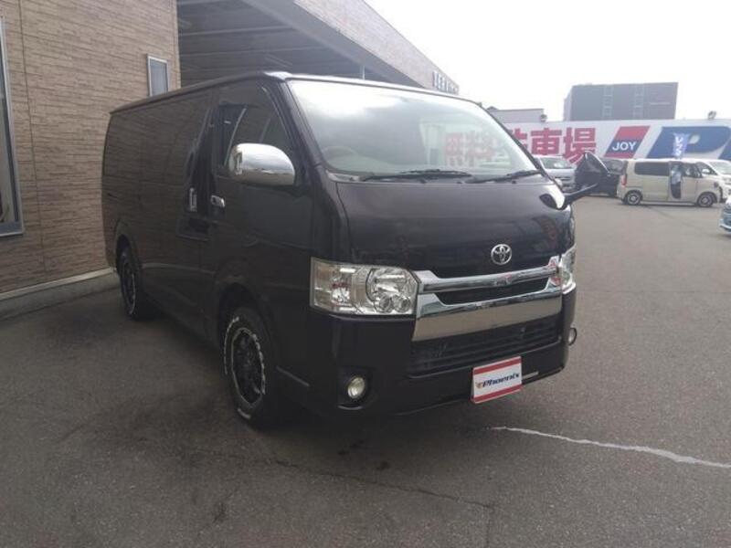 HIACE VAN