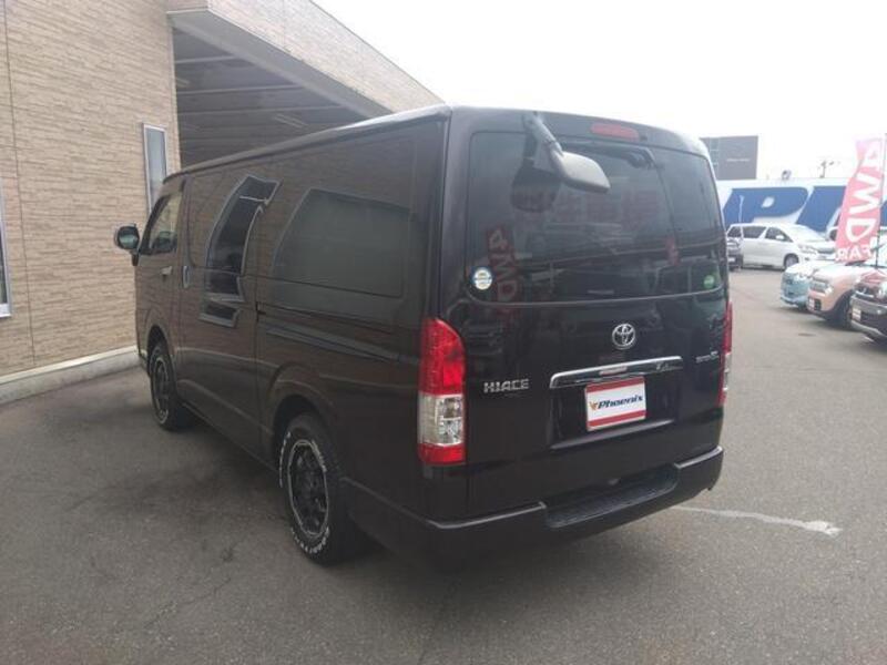 HIACE VAN