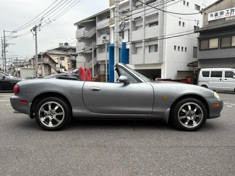 ROADSTER