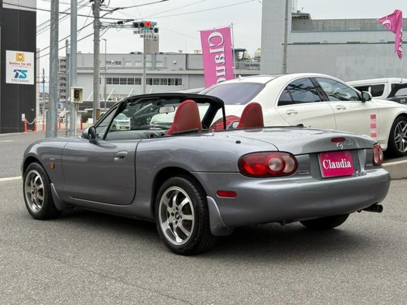 ROADSTER
