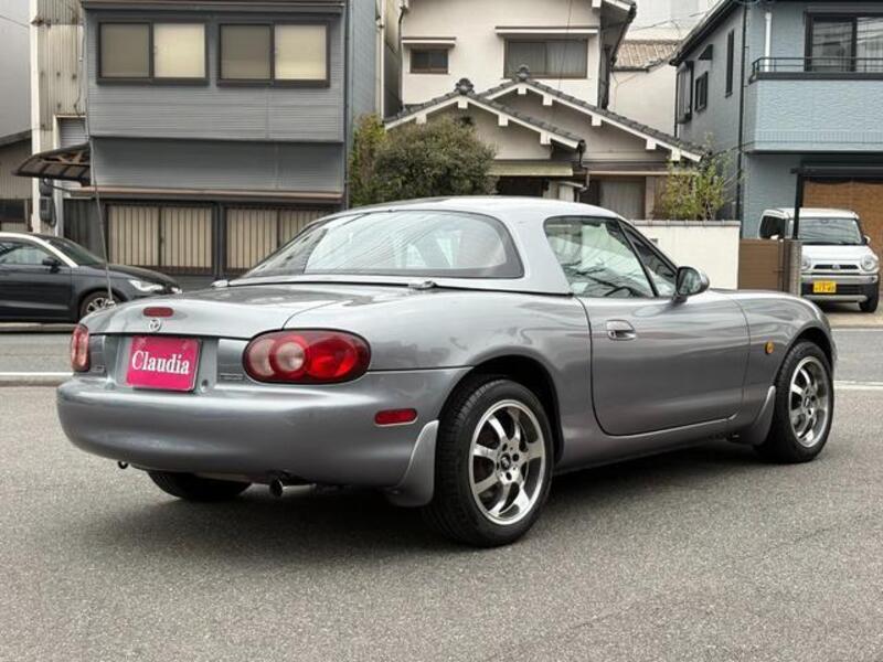 ROADSTER