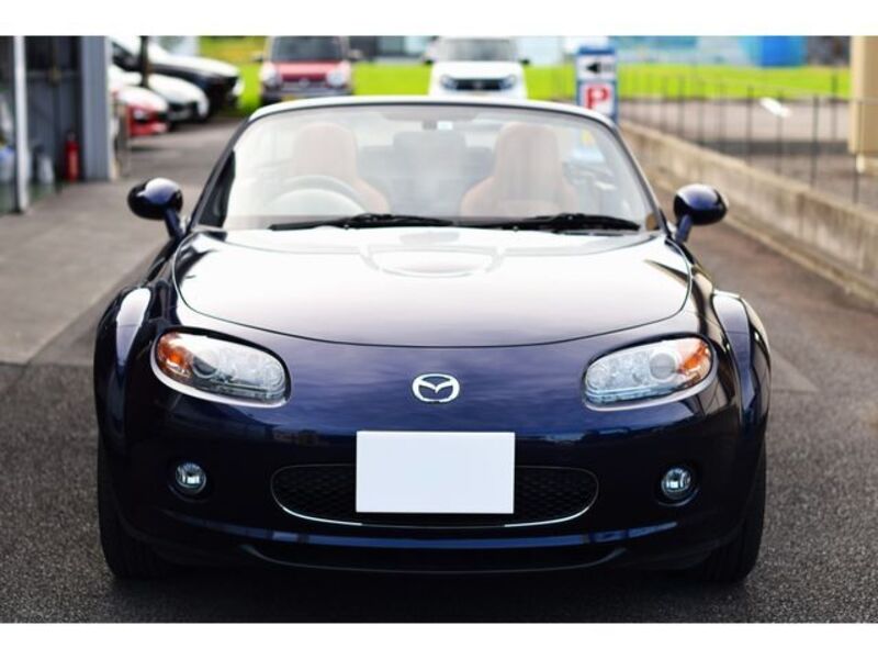 ROADSTER