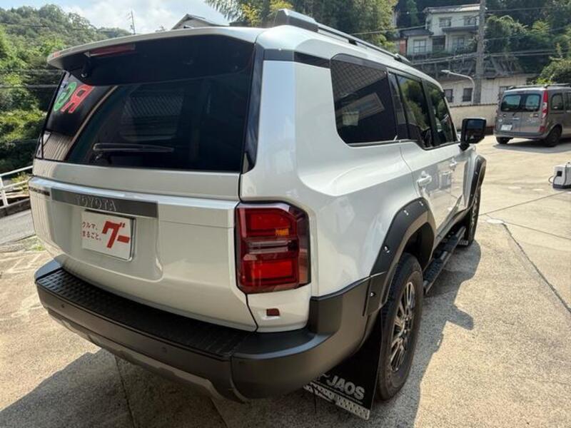 LAND CRUISER 250