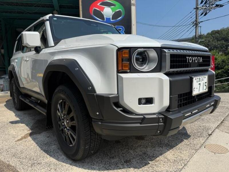 TOYOTA LAND CRUISER 250