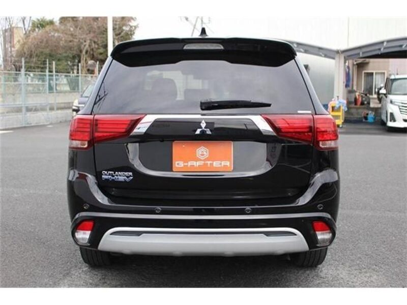 OUTLANDER PHEV