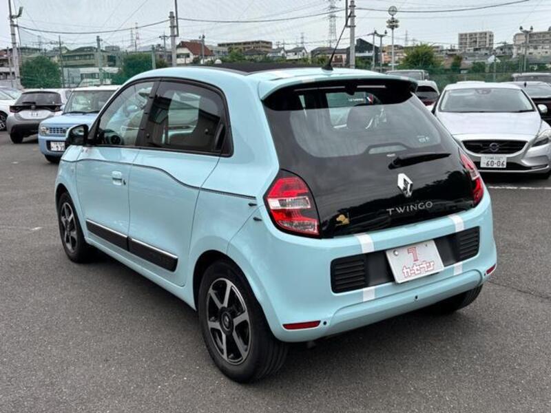 TWINGO