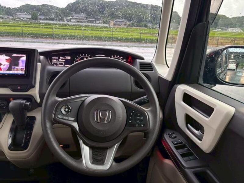 N BOX
