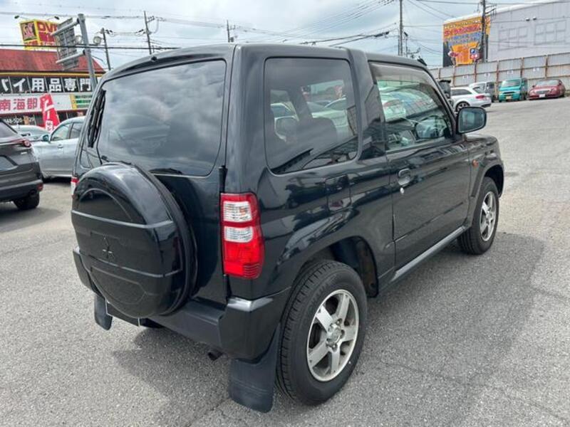 PAJERO MINI