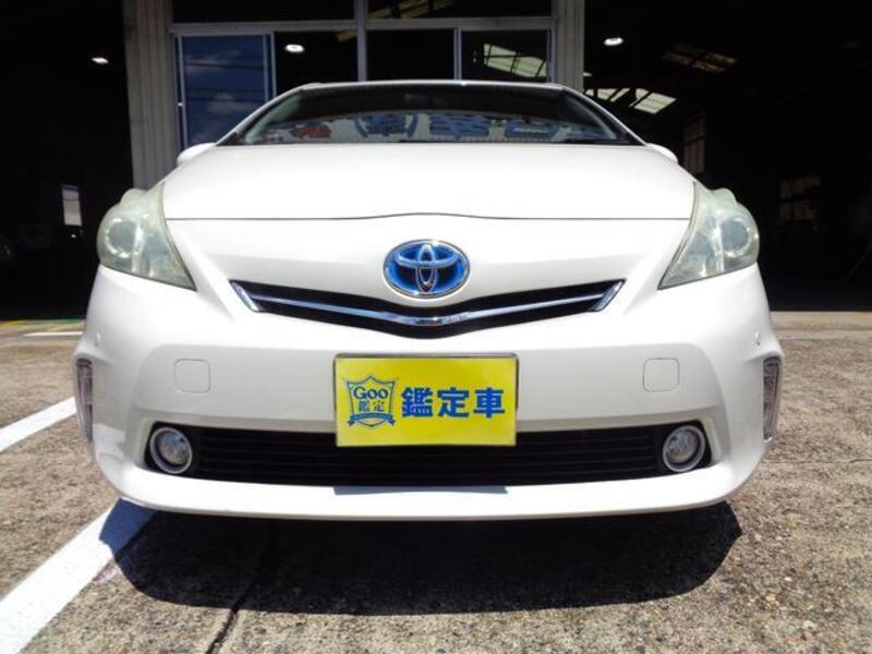 PRIUS ALPHA