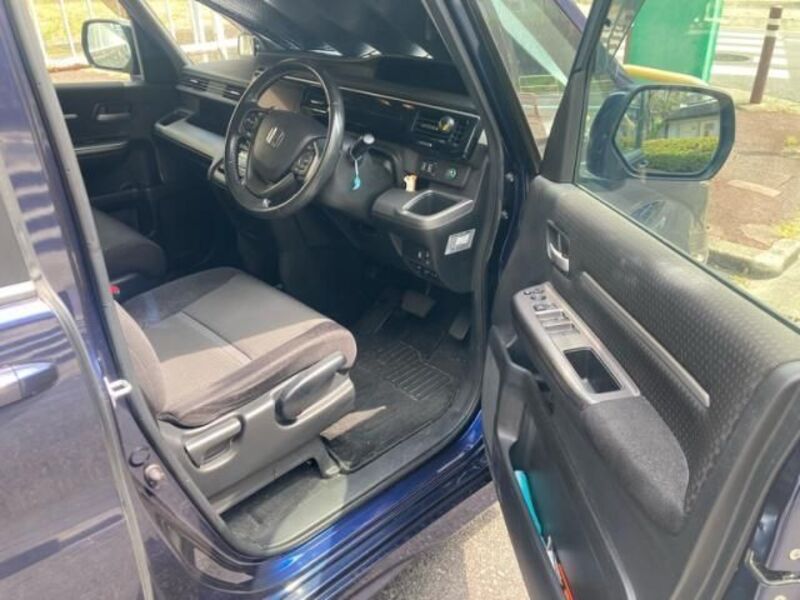 STEPWAGON SPADA