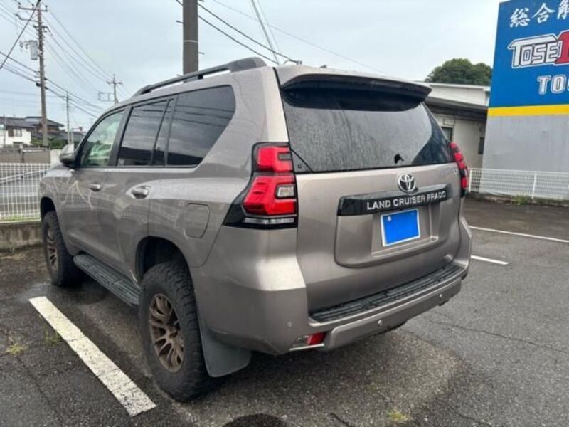 LAND CRUISER PRADO