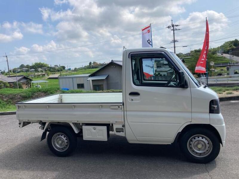 MINICAB TRUCK