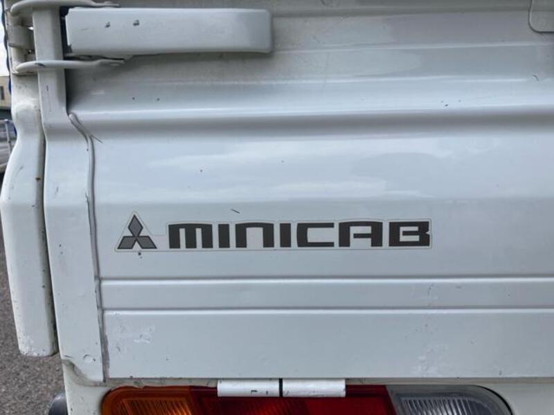 MINICAB TRUCK