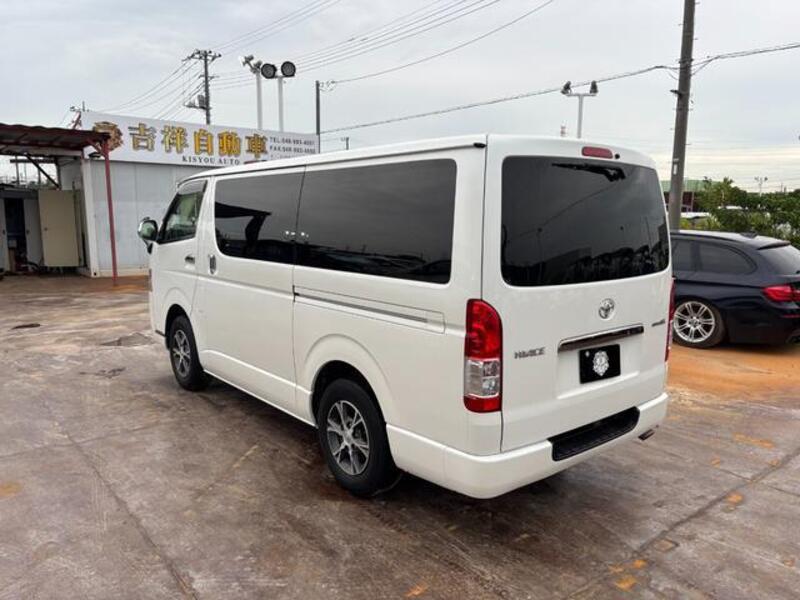 HIACE VAN