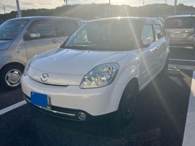 MAZDA VERISA