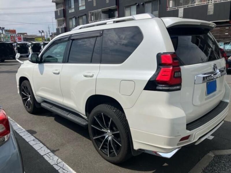LAND CRUISER PRADO