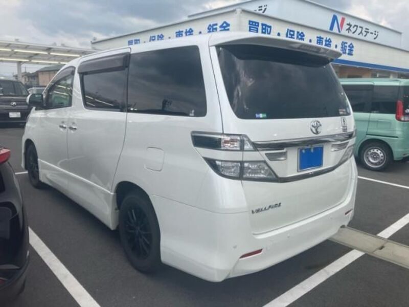 VELLFIRE