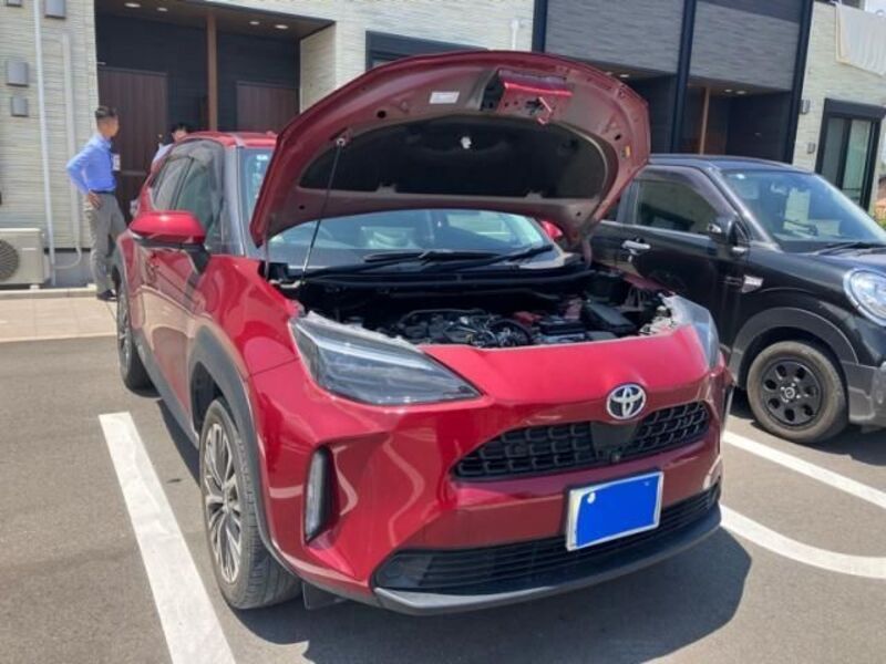YARIS CROSS
