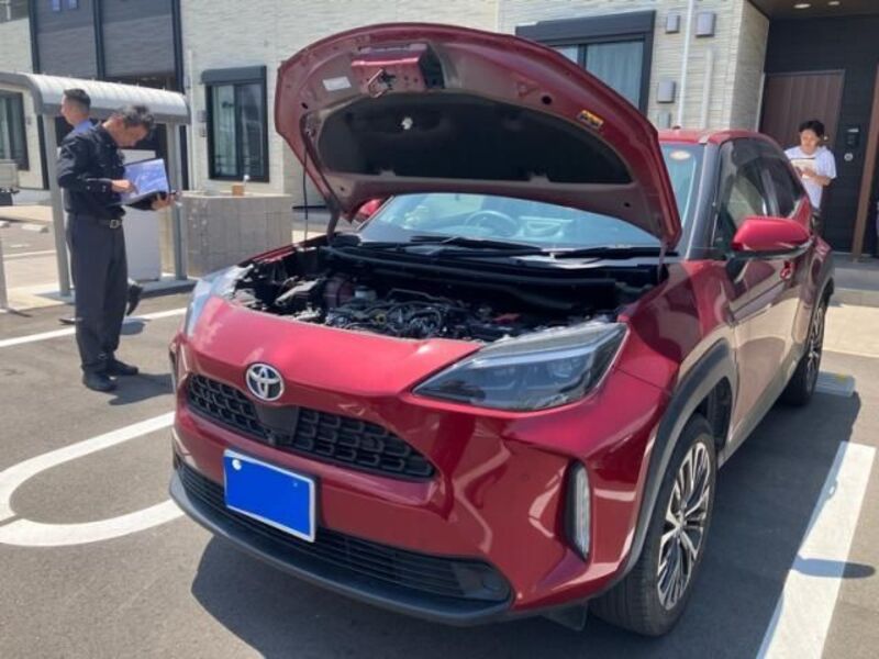 YARIS CROSS