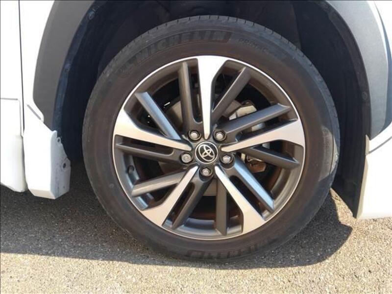 COROLLA CROSS