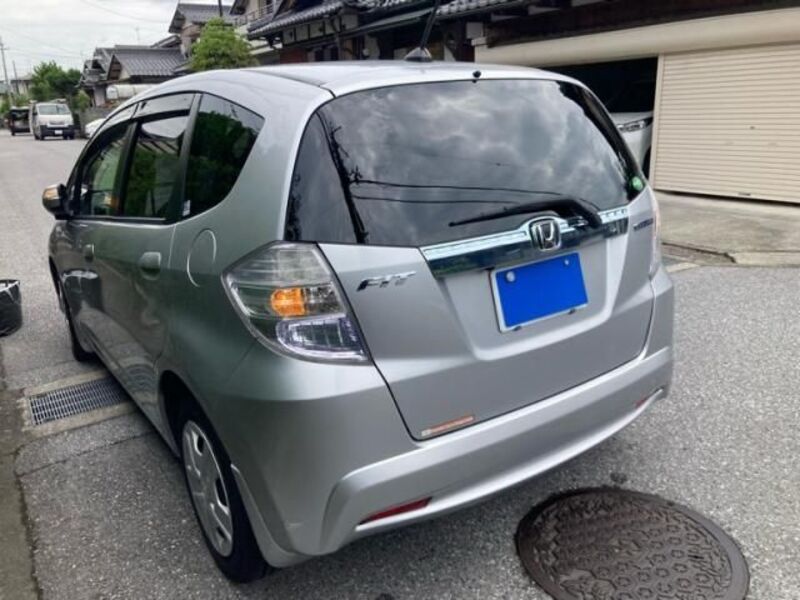 FIT HYBRID