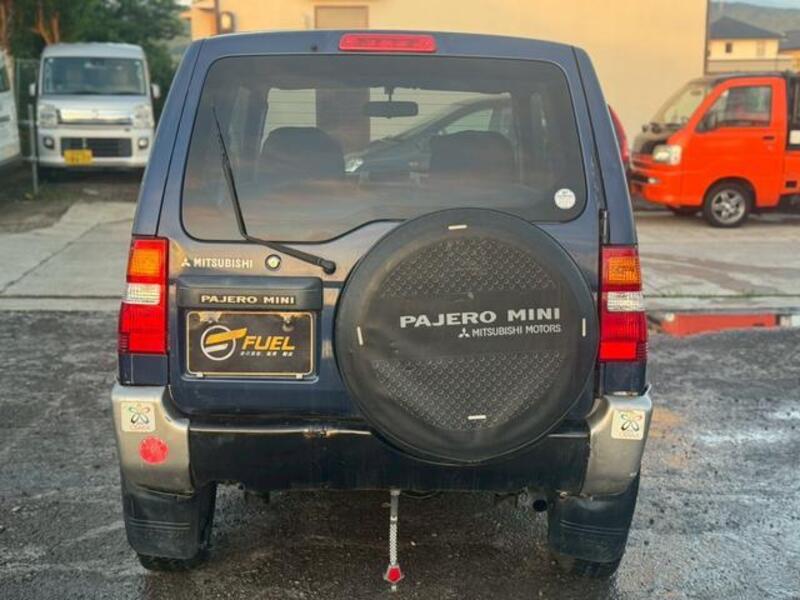 PAJERO MINI