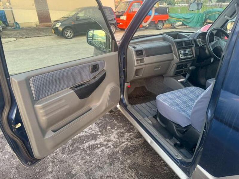 PAJERO MINI