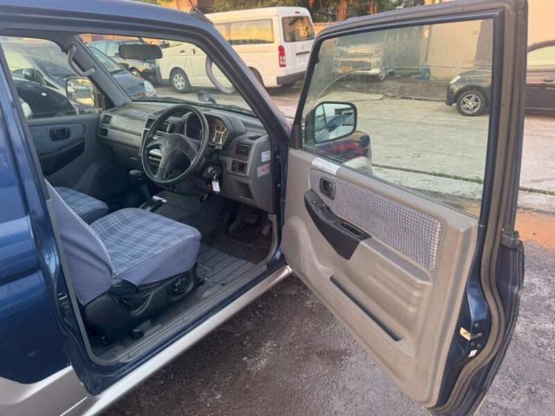 PAJERO MINI