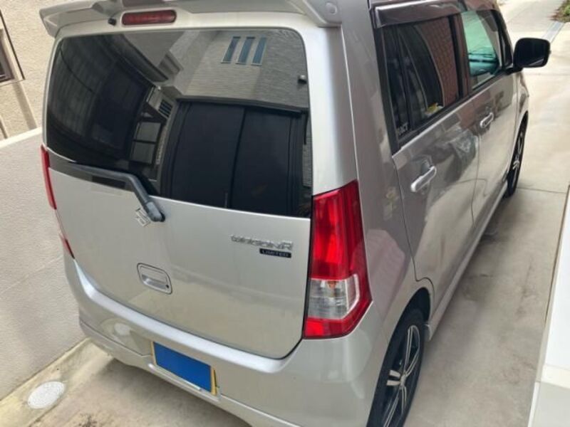 WAGON R