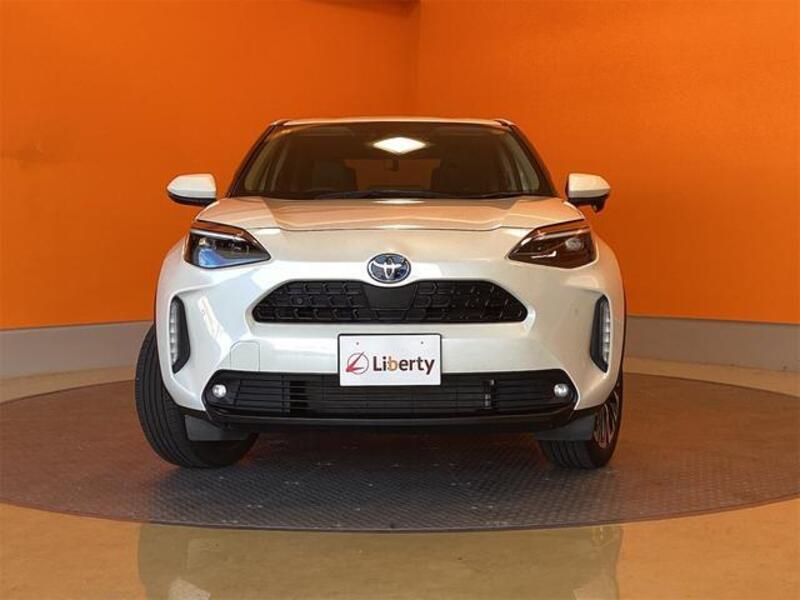 YARIS CROSS